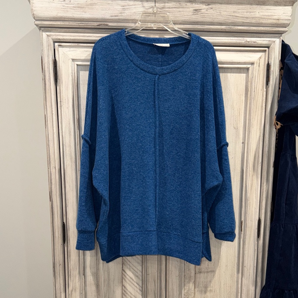 Zenana Outfitters Blue Women's Top